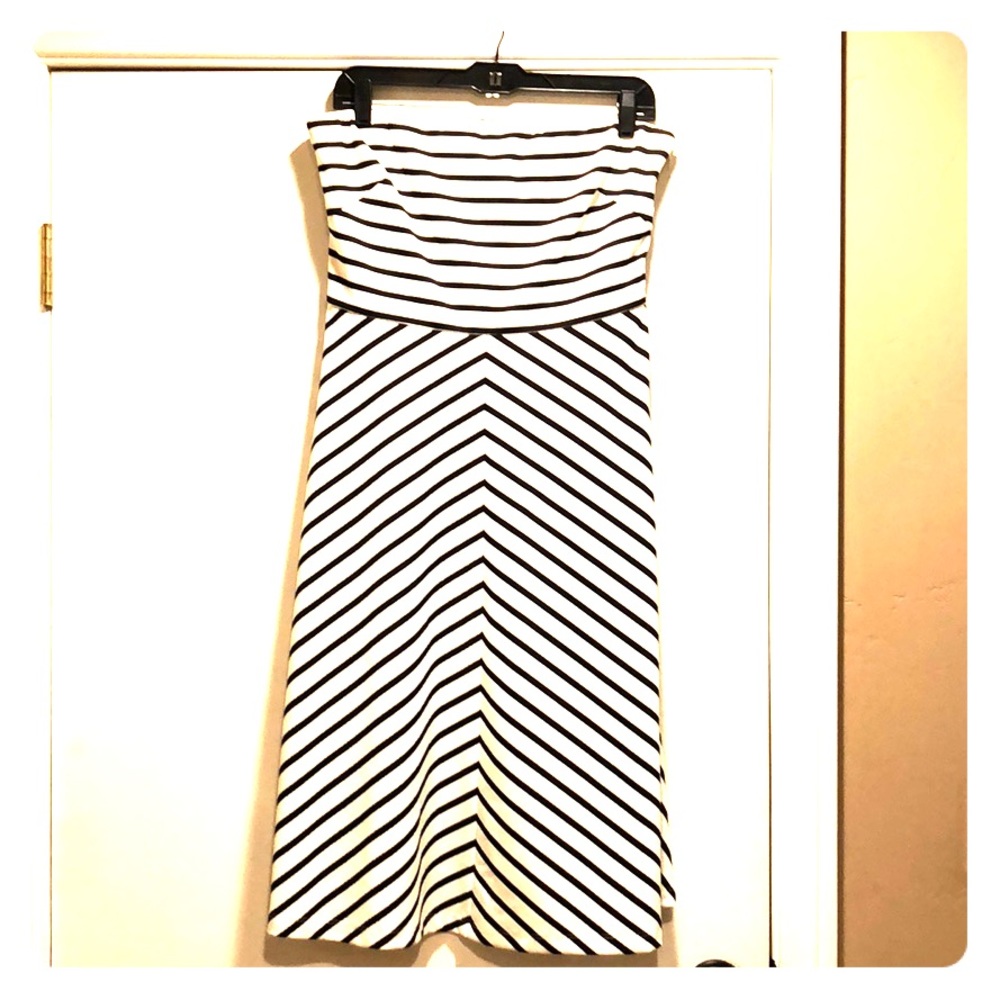 The Limited strapless black/white dress